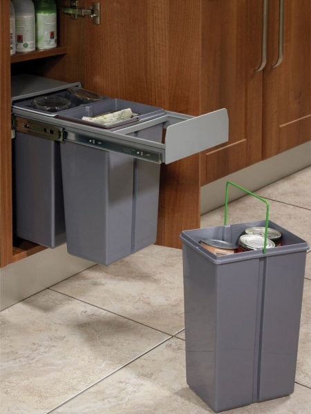 PULL-OUT WASTE BIN (Base Mounted 30 litre capacity) for minimum 300mm wide cabinet (ECF BIN31)
